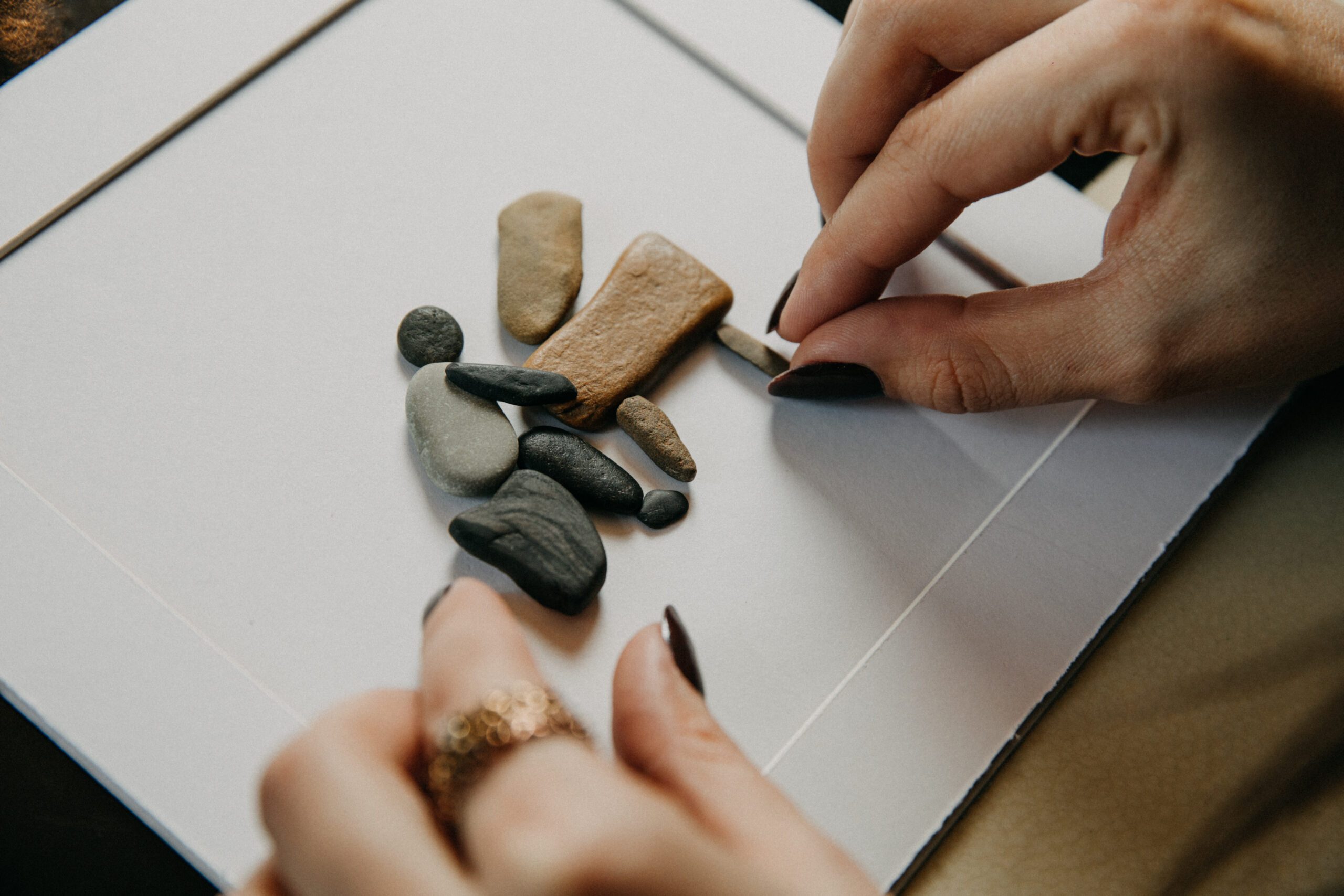 Arte com Pedras: 5 Dicas para Criar Obras Incríveis