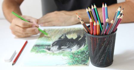 Benefícios Terapêuticos do Desenho com Lápis e Papel